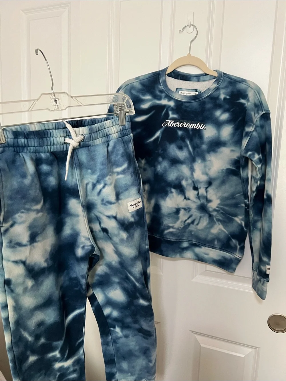 Abercrombie Kids Blue Tie-Dye Sweatshirt & Jogger Set